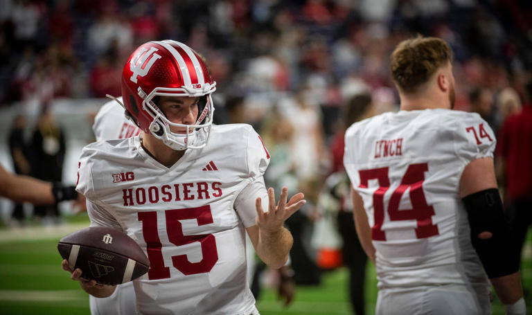 CFP predictions: College Football Playoff bracket projections for 12 ...