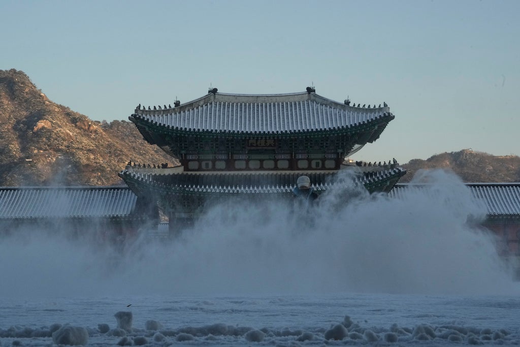 AA1RSIPr Weather of the world: December 1-7