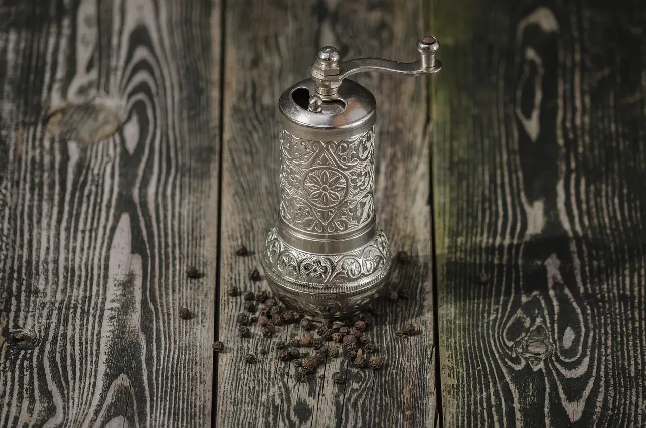 AA1RSJe8 Chefs reveal the one spice 90% of home cooks misuse
