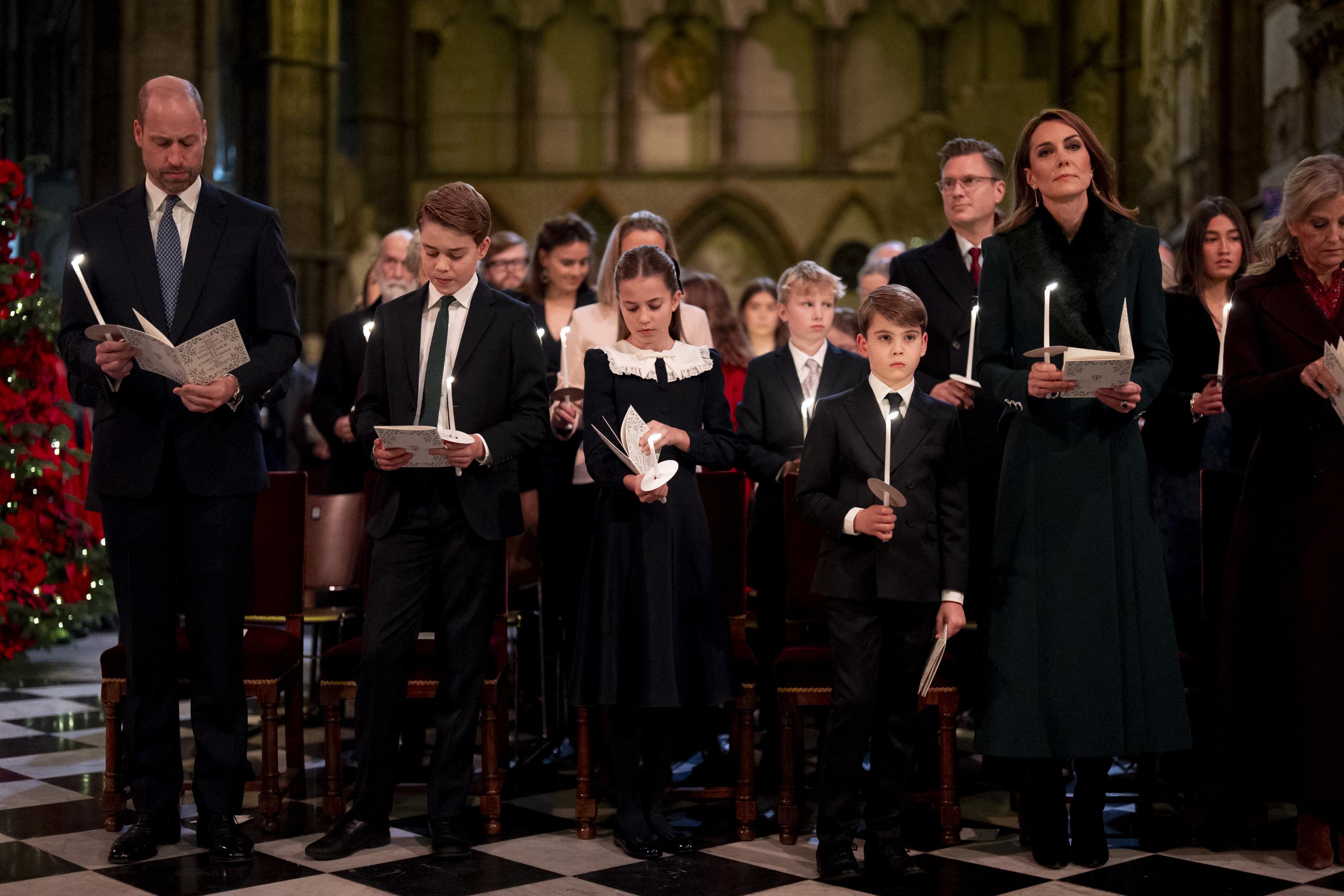 Le prince George au concert de Noël : ce détail symbolique dans sa ...