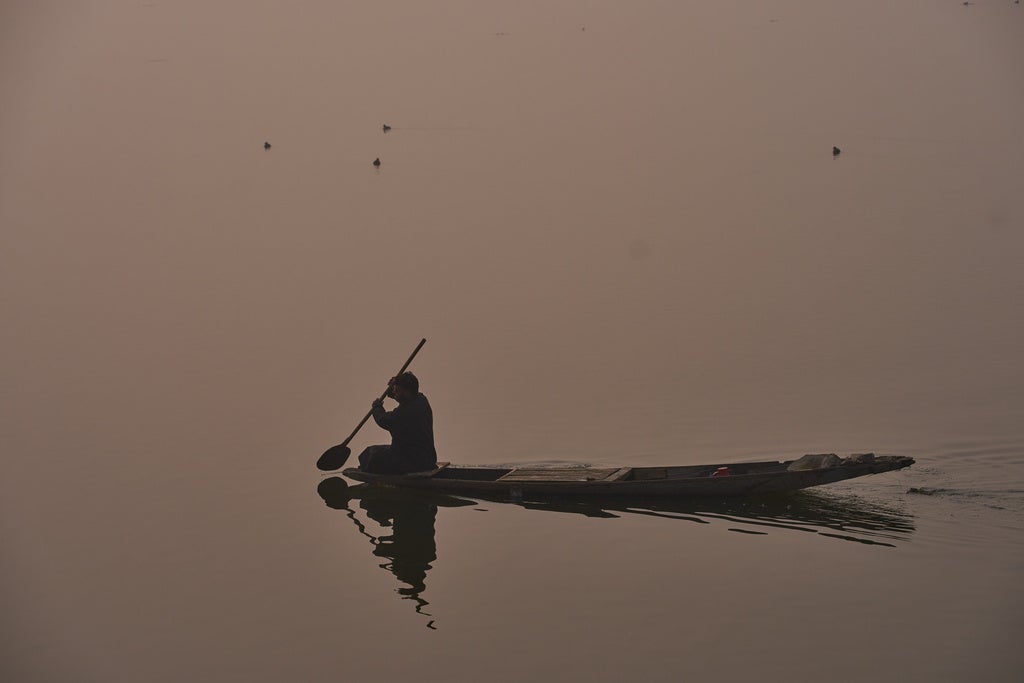 AA1RSrRz Weather of the world: December 1-7