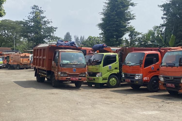 Di balik antrean Bantargebang, nyawa sopir sampah terancam