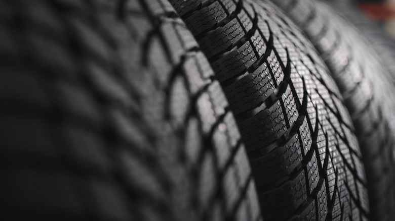 Street tires vs. racing tires: What's the difference?