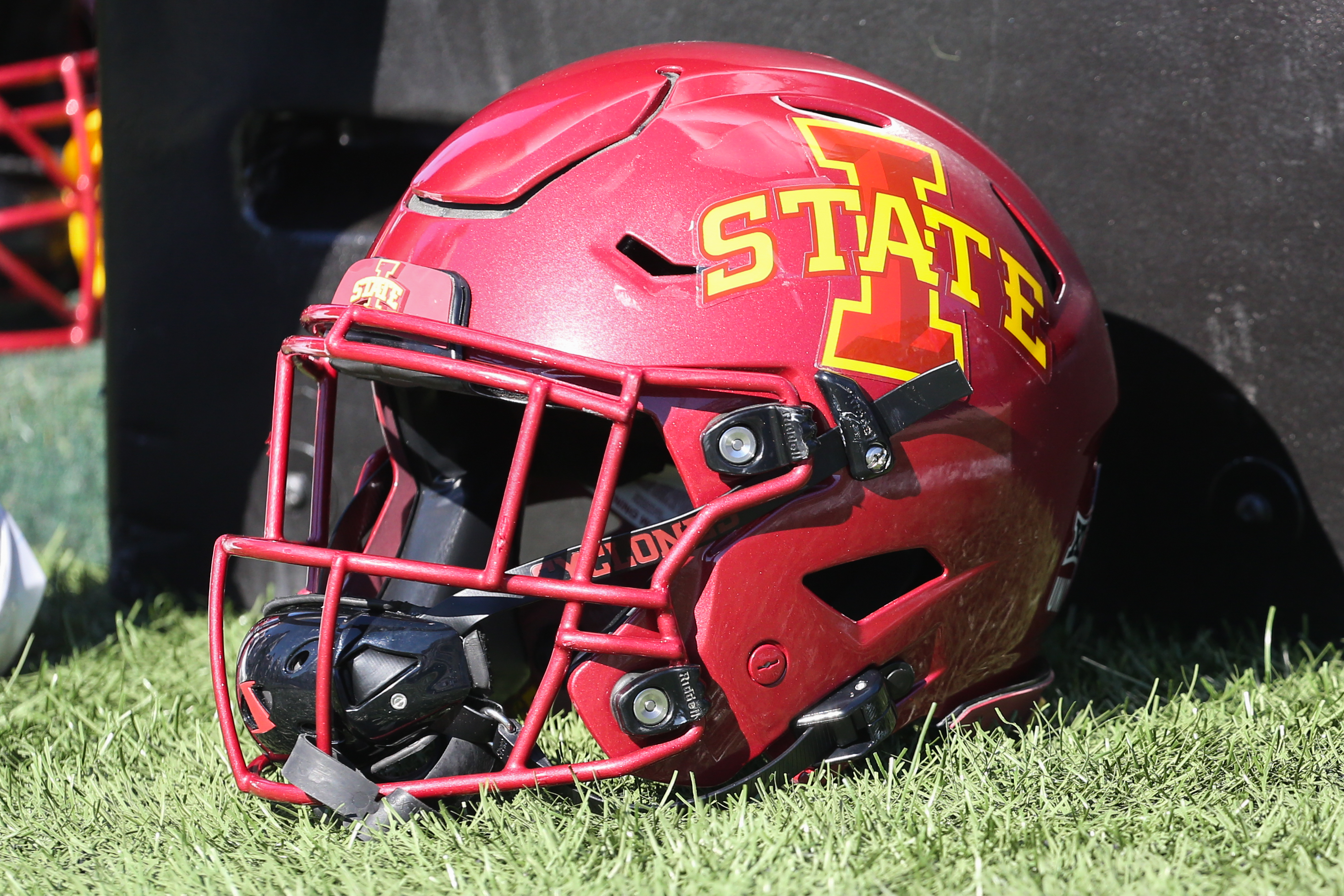 Big 12 fines Iowa State, Kansas State $500K each for opting out of bowl ...
