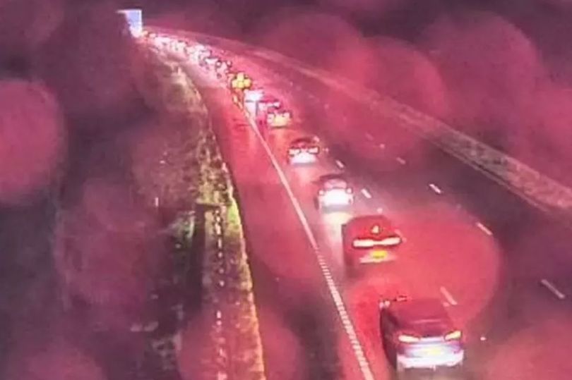 Man's body found on M4 motorway as police completely close road in both ...