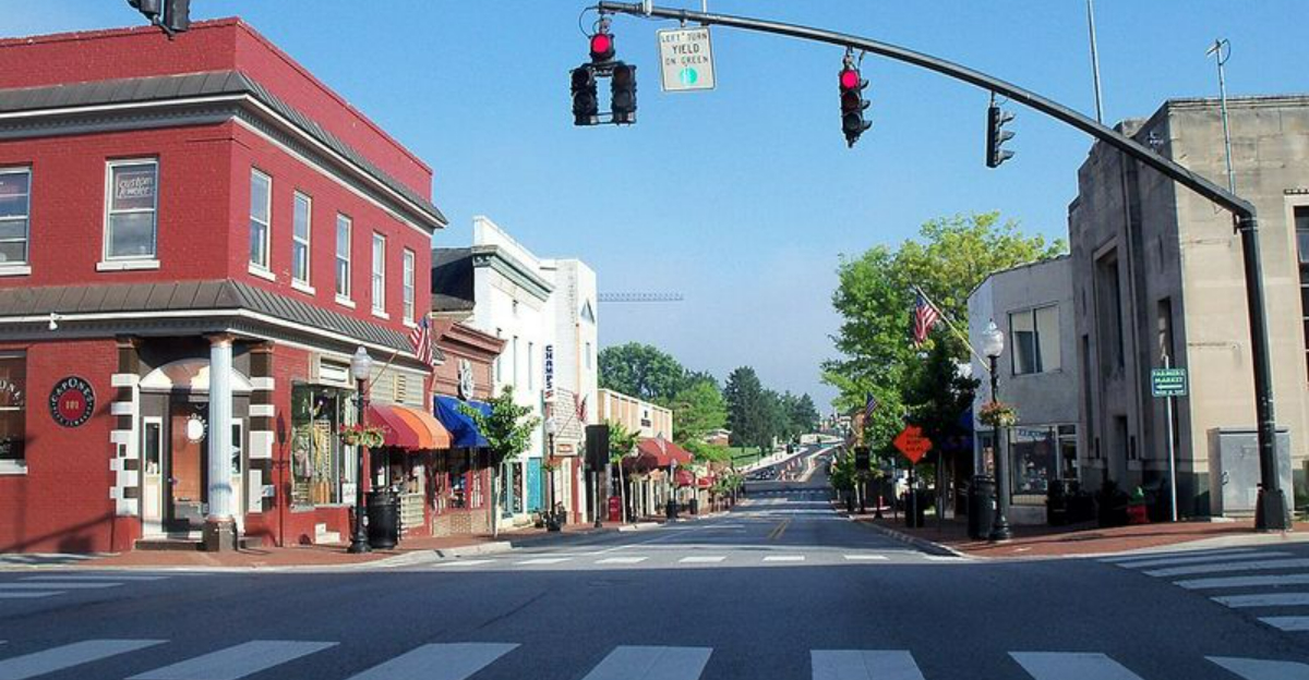 10 Virginia communities where welcoming neighbors and relaxed routines still shape daily life<br><br>