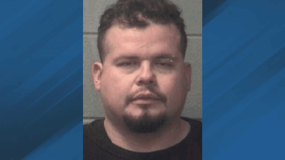 Onslow County man arrested after gunfire reported outside Cedar Point bar