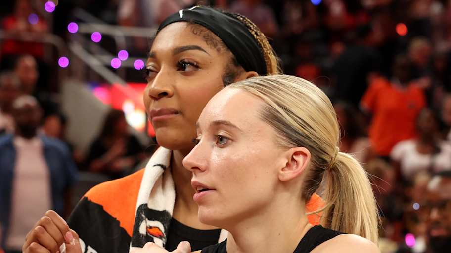 Paige Bueckers, Angel Reese stun together at Magic vs. Knicks game ...