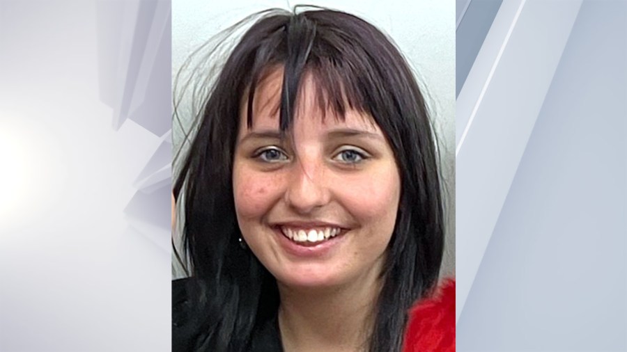 Teen girl reported missing in Albany