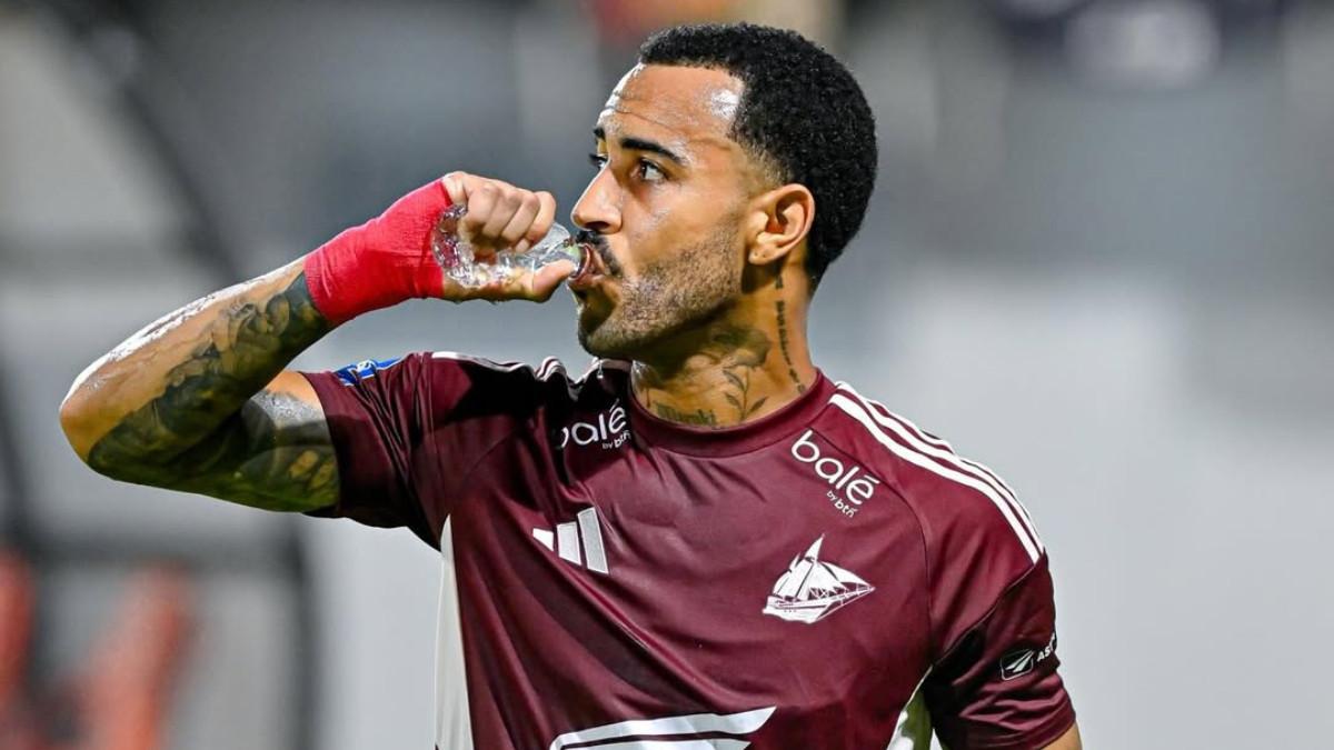 Transfer Arema FC Bocor: PSM Khawatir, Persib Gratis, Aremania Waspadai