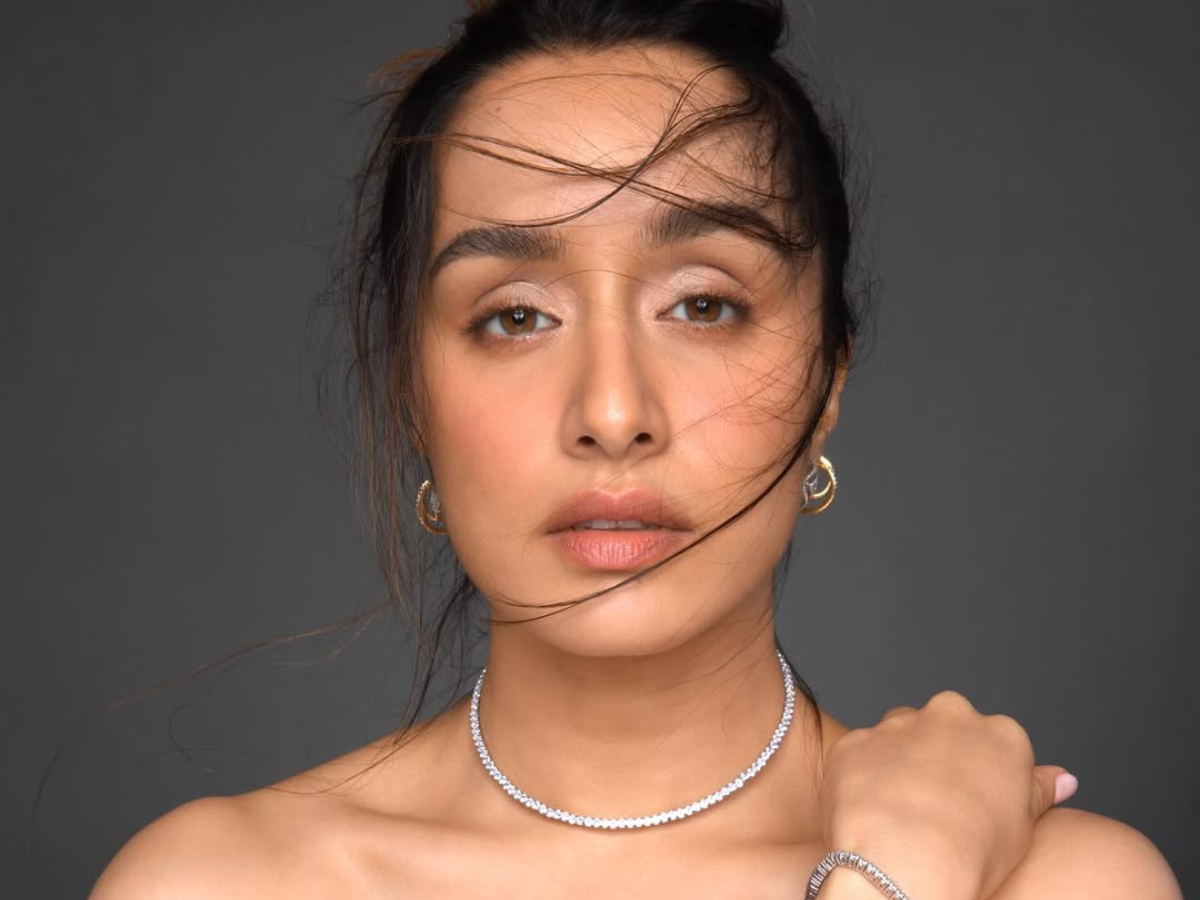 the-hidden-energy-habits-of-bollywood-stars-you-can-adopt-today