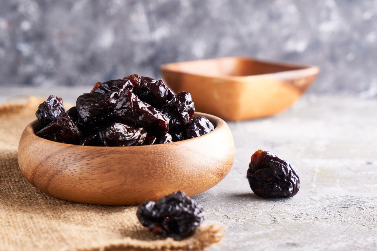Prunes, rich in potassium
