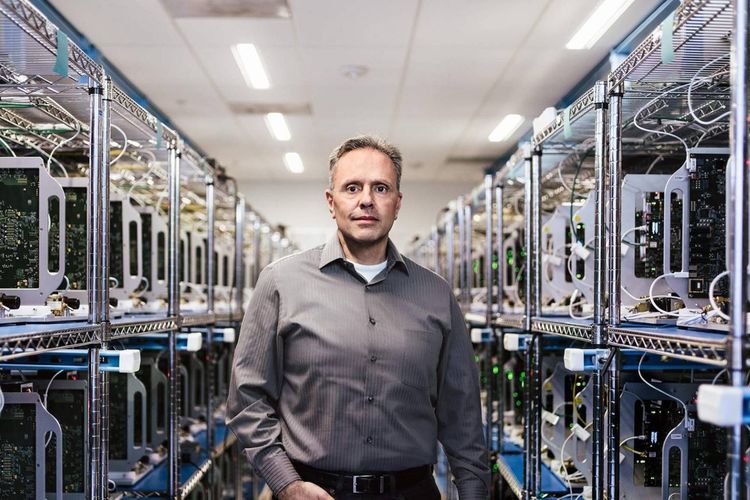 Kepala Hardware Apple Akhirnya Buka Suara Soal Isu Mengundurkan Diri