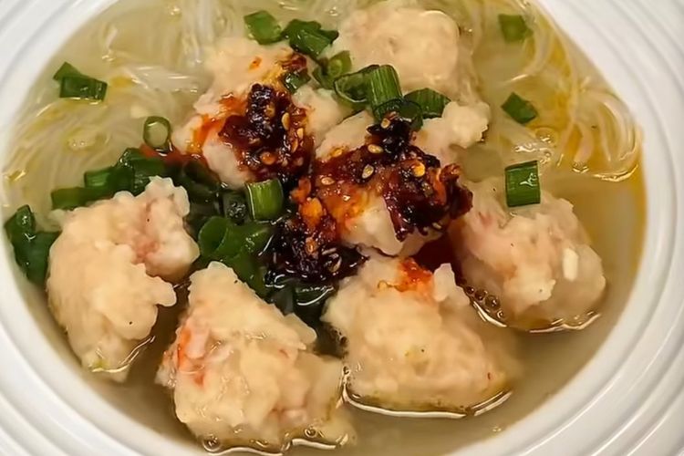 Resep Sup Bakso Udang Segar dan Gurih untuk Cuaca Dingin