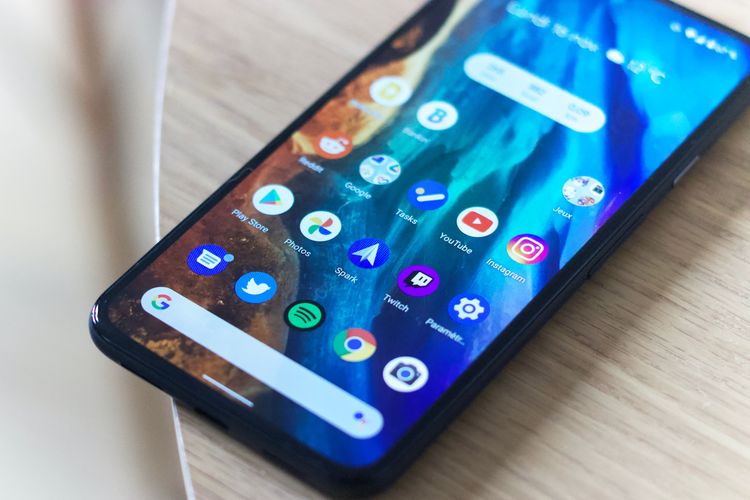 20 HP Android Tercepat Versi Antutu November 2025