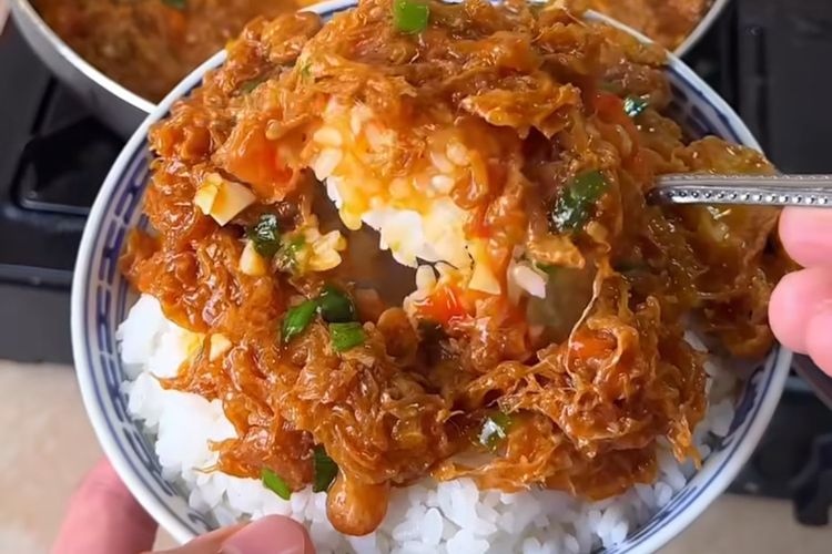 Resep Telur Kuning Tomat Gurih Manis dengan Rasa Unik