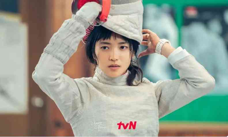 Untuk yang mengejar mimpi, tonton "Twenty Five Twenty One"