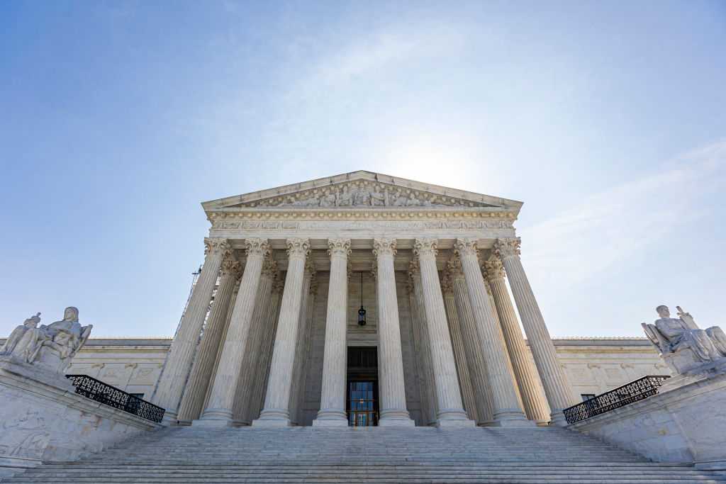 Supreme Court to hear case on presidential power over agency board members