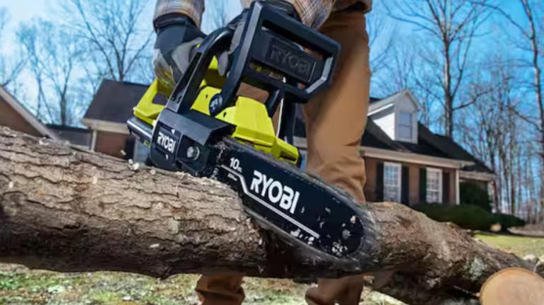 How long does the Ryobi 40V chainsaw last during use?