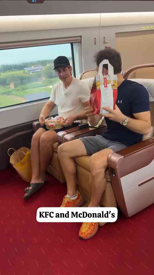 Business class passengers get KFC delivered on a train in China