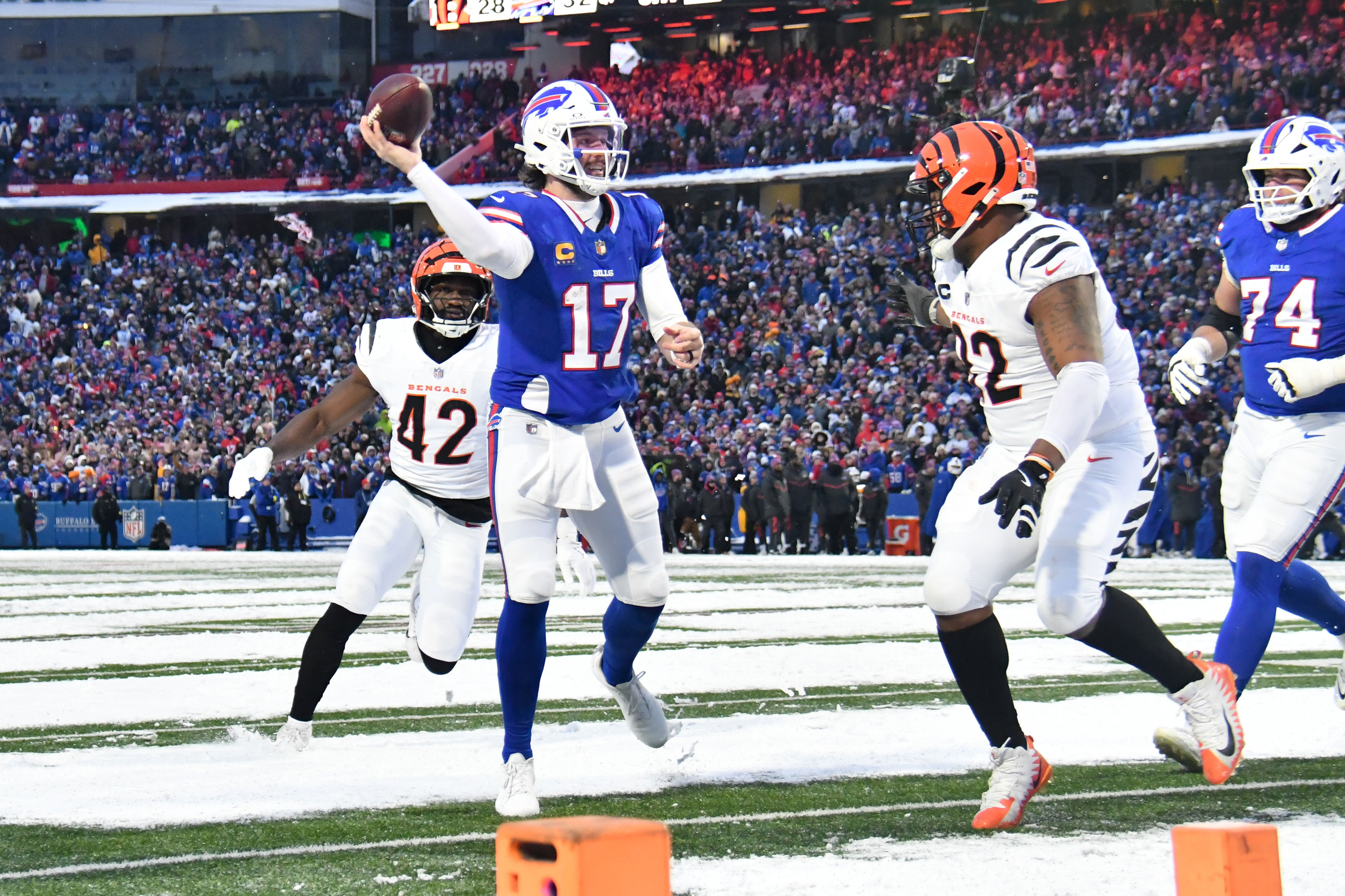 Bengals defense lets another one get away in loss to Bills
