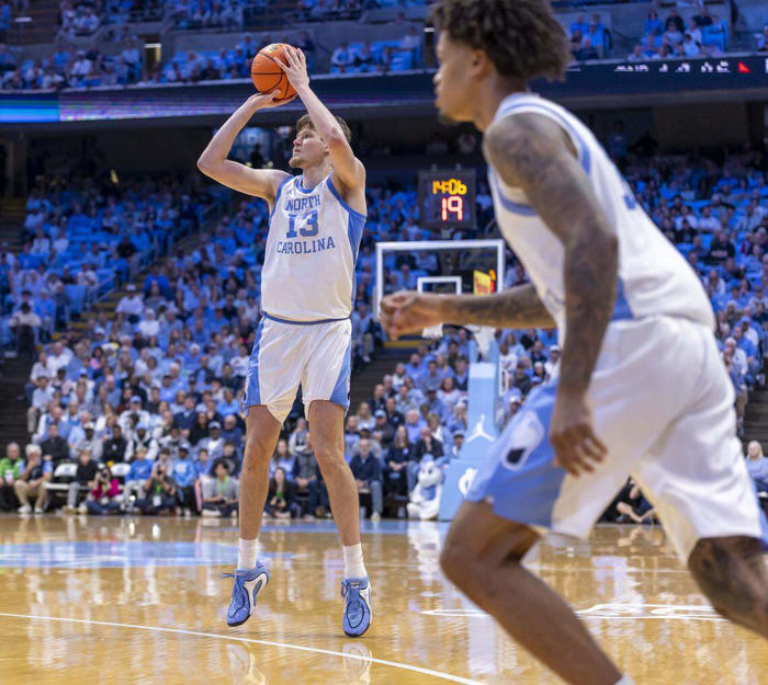 How UNC Basketball's frontcourt is surprising Hubert Davis How UNC Basketball's frontcourt is surprising Hubert Davis