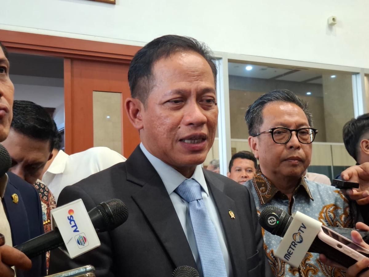 Bahlil Tunggu Laporan KLH Terkait Tambang dan PLTA yang Diduga Picu Banjir