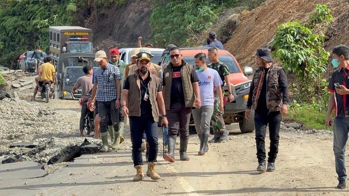 Longsor Tumbangkan Rombongan Al-Farlaky Saat Bawa Bantuan ke Lokop Aceh Timur