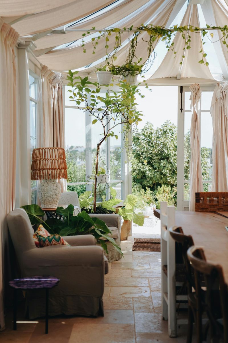 10 chic interior design trends set to dominate 2026