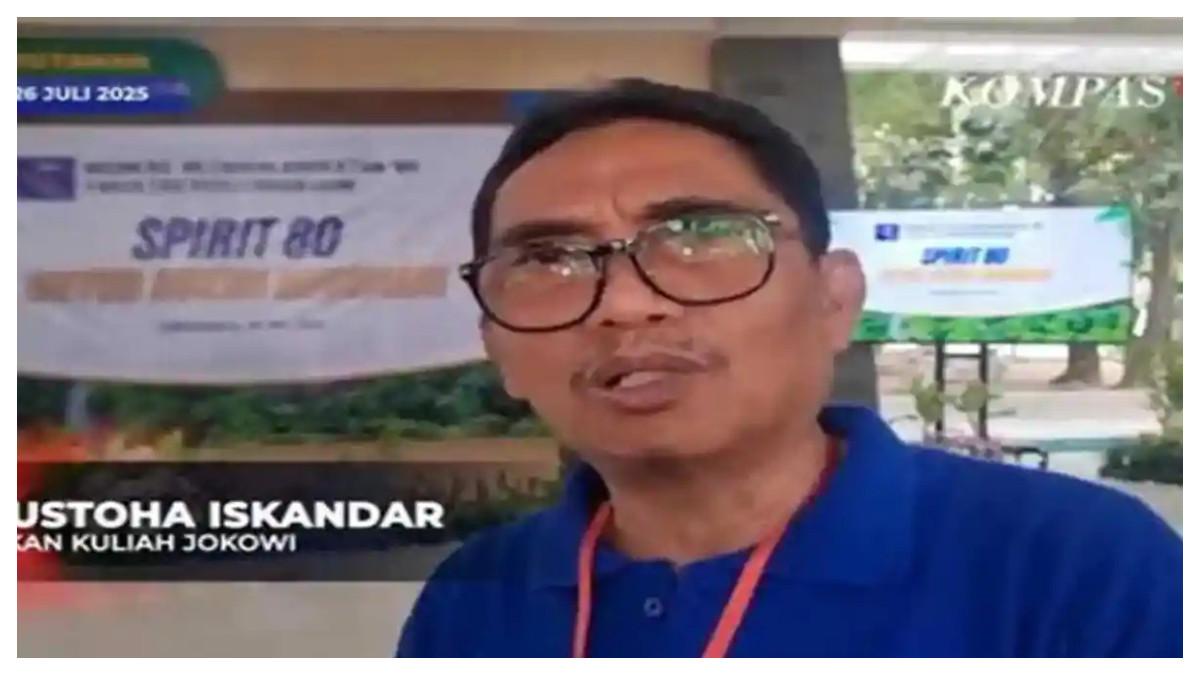 Polemik Materai Ijazah Jokowi Dibantah Ketua Angkatan UGM dengan Dokumen Seangkatan