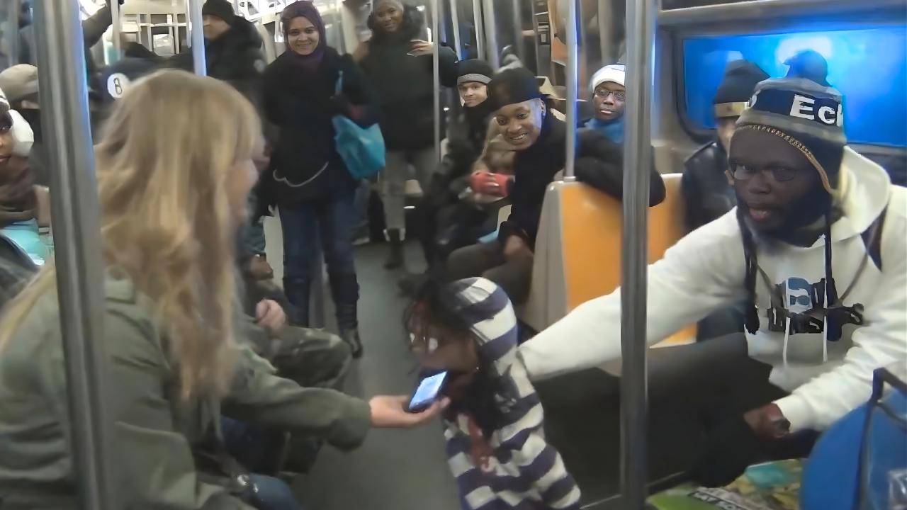 Puppet gets number girl’s phone number on metro