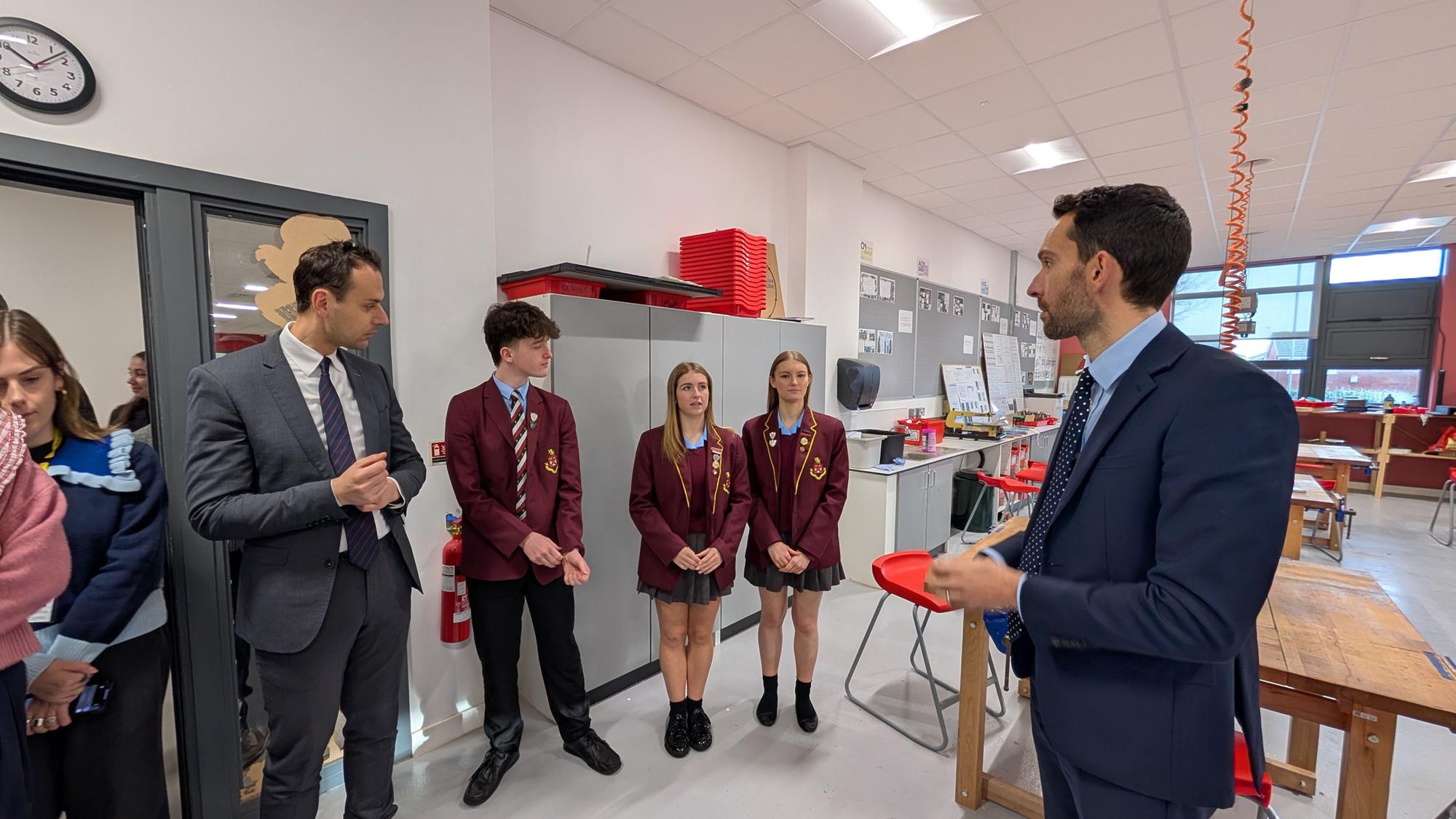 education-minister-visits-the-byrchall-high-school