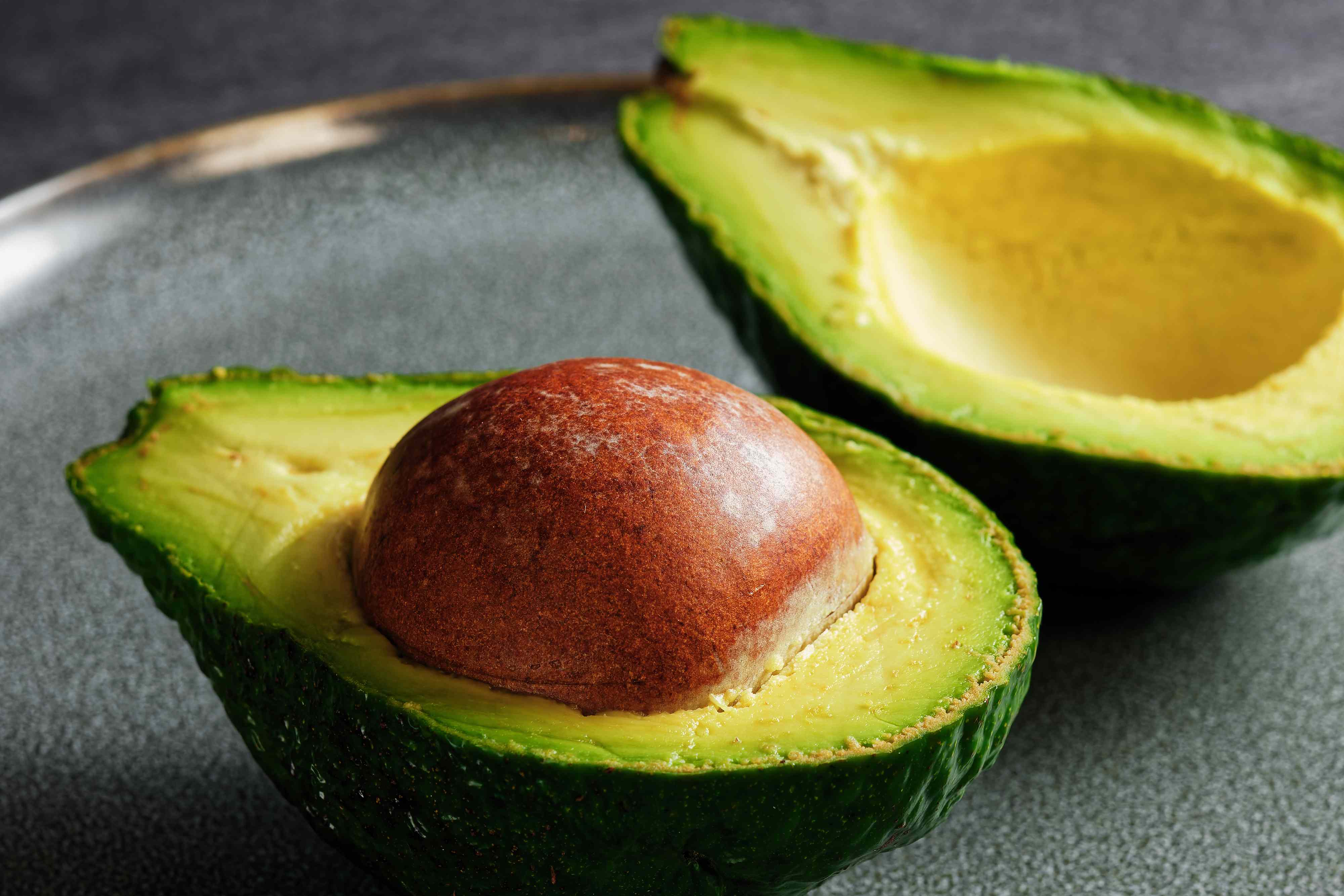 What happens to your body when you eat an avocado every day<br><br>