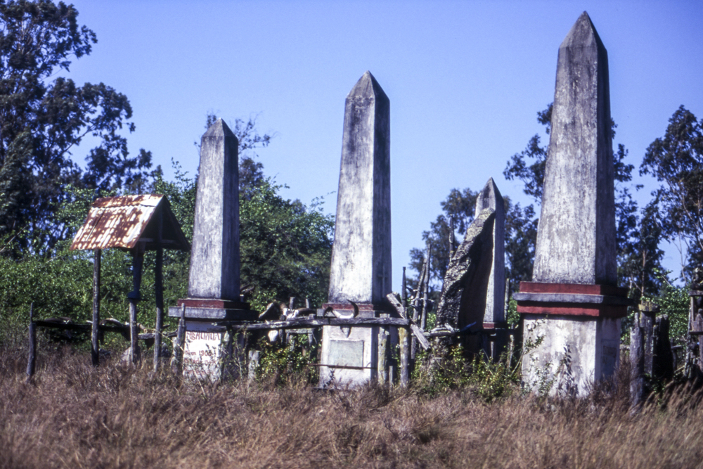 unusual-burial-customs-across-cultures
