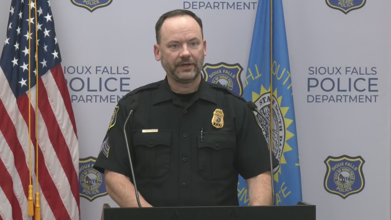 Sioux Falls police discuss early Saturday robbery