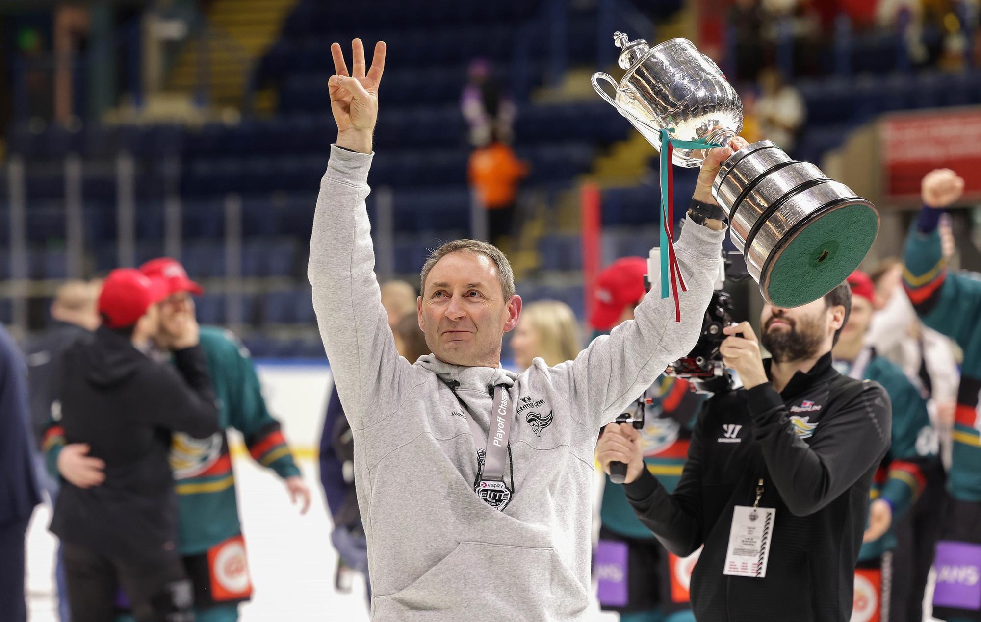 Awada, Murphy, Ruff and Ellery all added to Belfast Giants’ Hall of ...