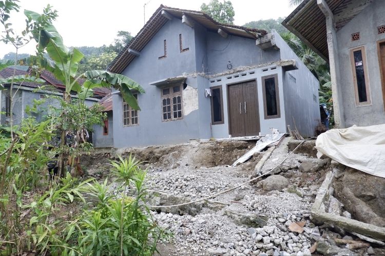 PVMBG Ungkap Ancaman Serius Gerakan Tanah di Kebumen, 70 Hektare Lahan dan 65 Rumah Terancam