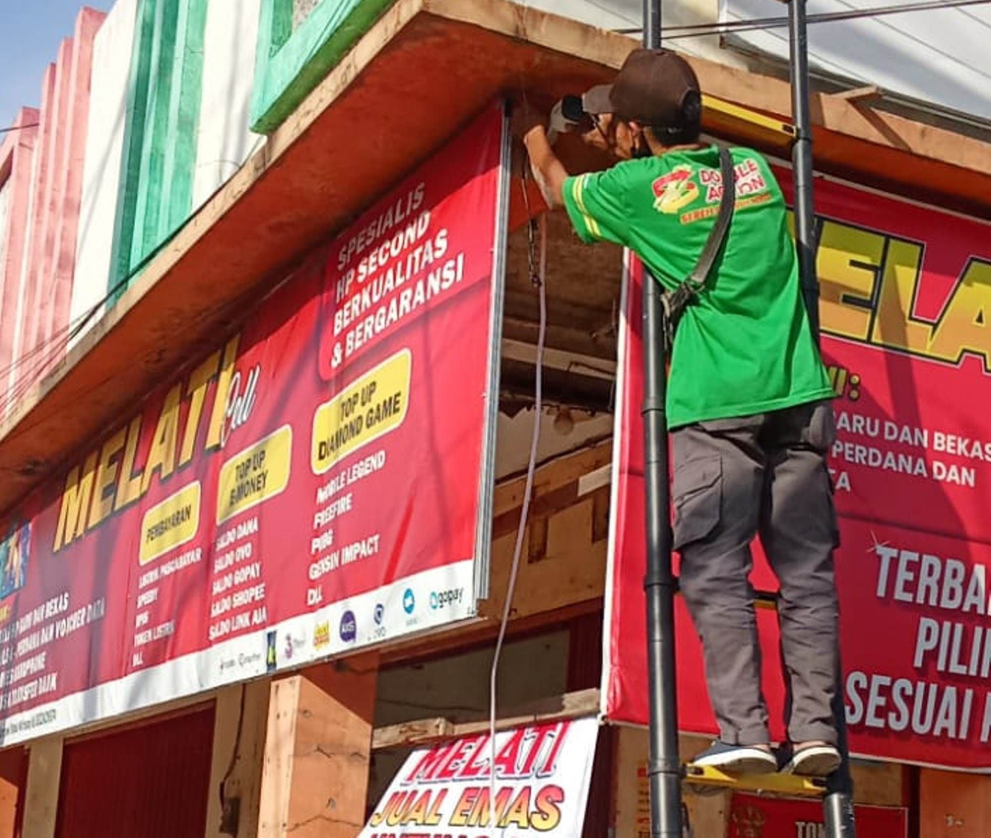 Bantu tingkatkan keamanan Grobogan, CCTV di Pasar Wirosari dipasang