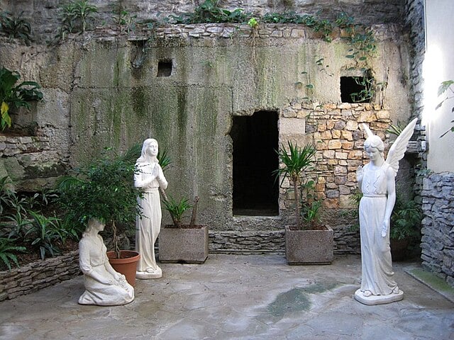 New findings beneath Christ's tomb leave archaeologists speechless