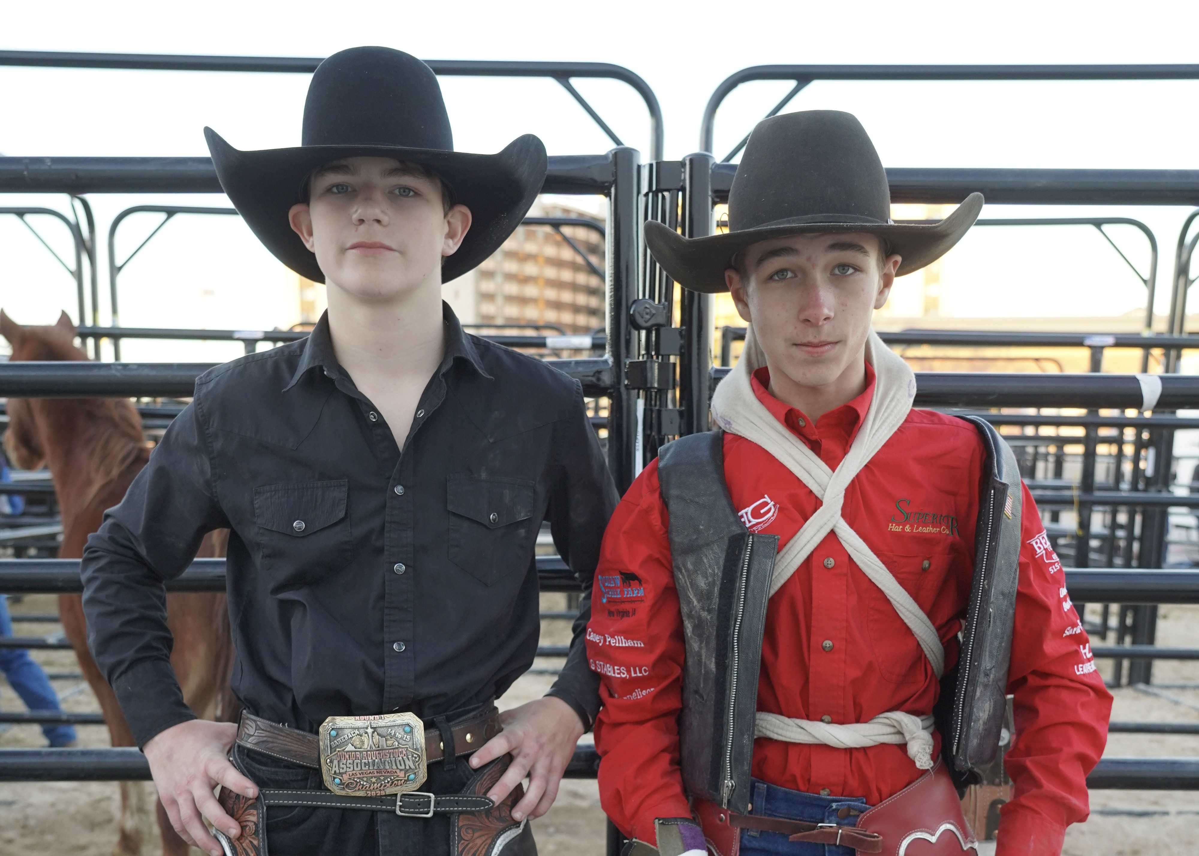 Iowa teens shine at National Finals Rodeo in Las Vegas
