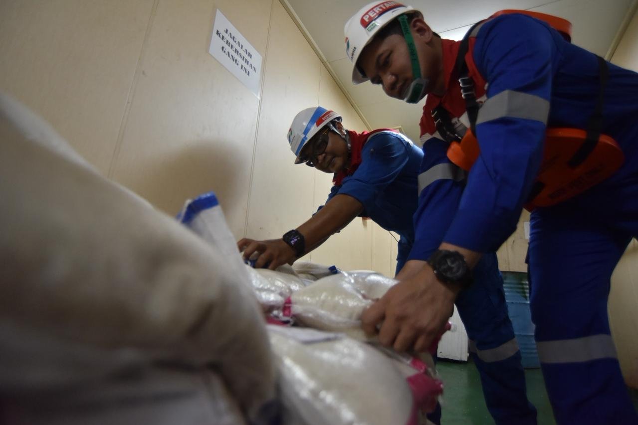 Distribusi PIS terus berjalan, BBM dan bantuan kemanusiaan menuju Sumatra