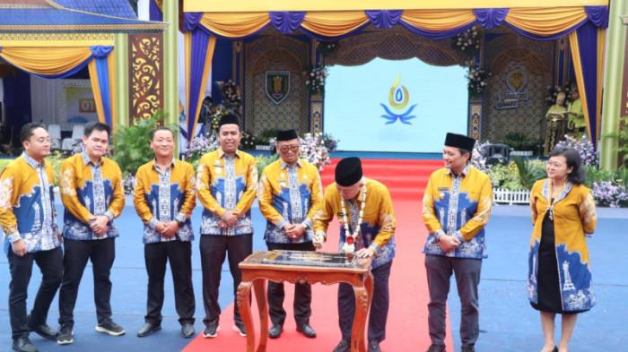 Gubernur Kalsel Muhidin Dorong Daerah Lain Tiru Program Tabalong Smart 1 Desa Satu Wifi Gratis