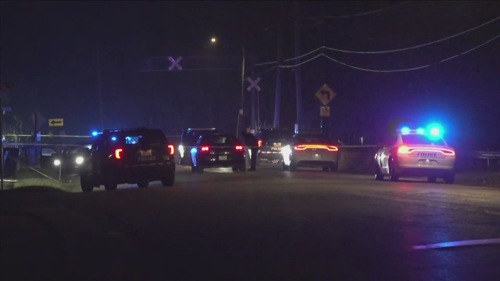 Car chase leads to two detained following series of robberies in Memphis