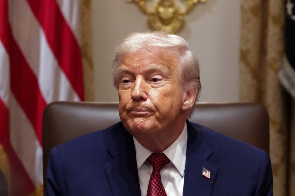 Donald Trump shares AI video depicting Barack and Michelle Obama as ...