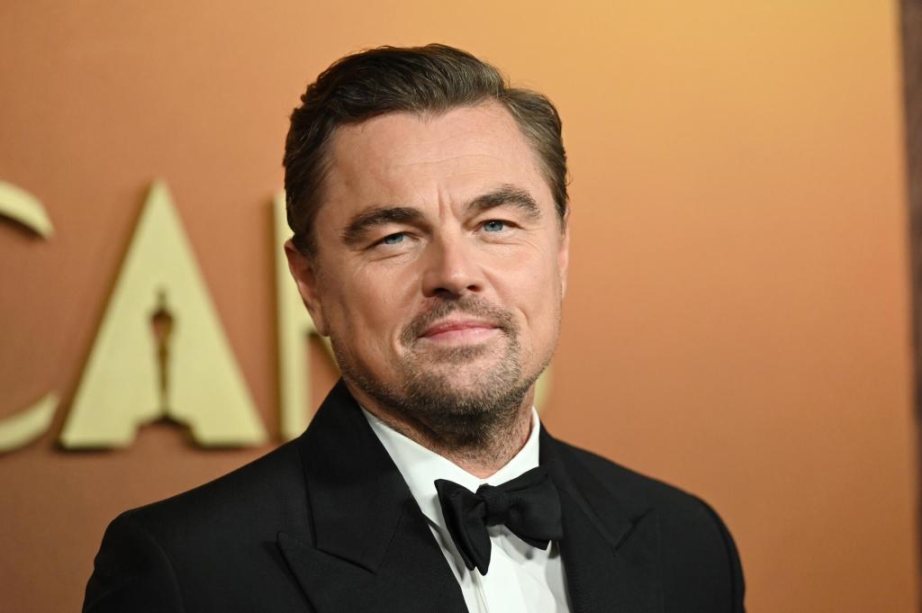 Leonardo DiCaprio to miss Palm Springs Film Fest gala due to Venezuela air restrictions (exclusive)<br><br>