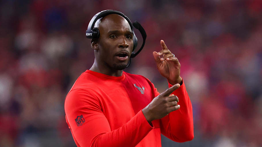 DeMeco Ryans urges Texans offense to improve after win vs. Chiefs