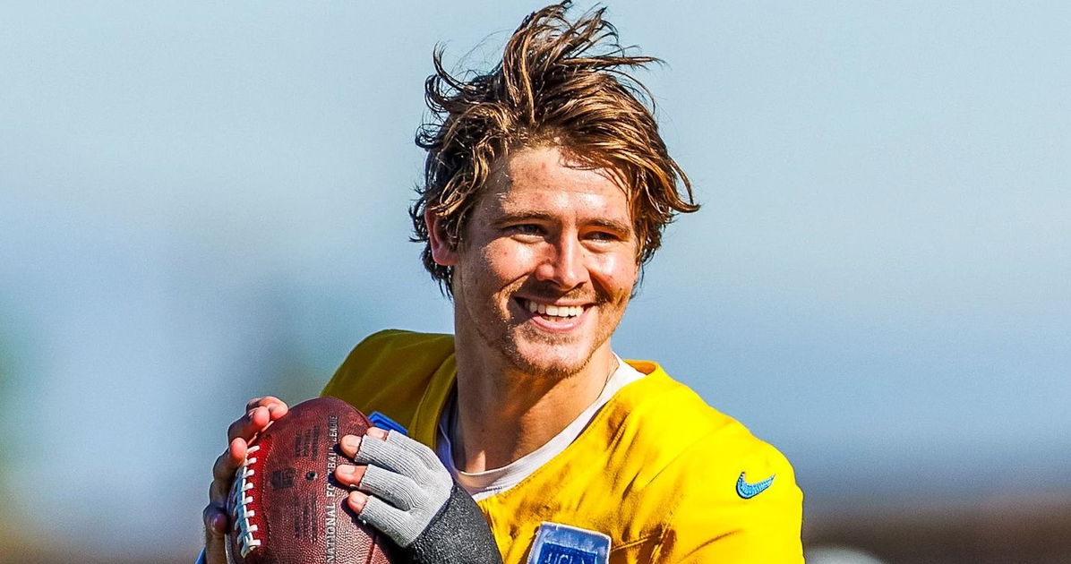 Straight Chargers fans in love with Justin Herbert: 'That man is an ...