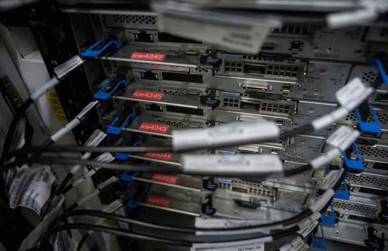 Data centers: A view from the inside