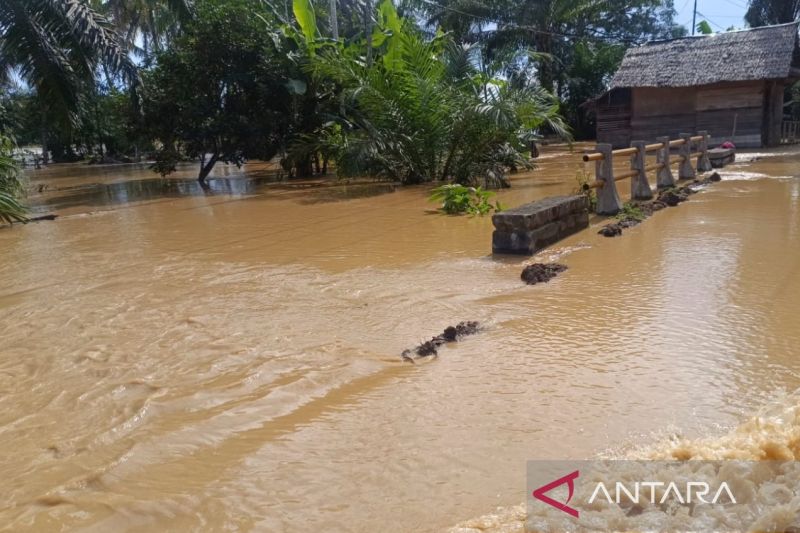 Pembaruan data korban banjir Sumatra-Aceh (9/12): 961 tewas, 293 hilang