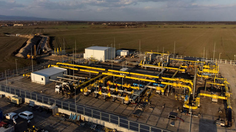 Europe sets 2027 deadline to wean itself from Russian gas
